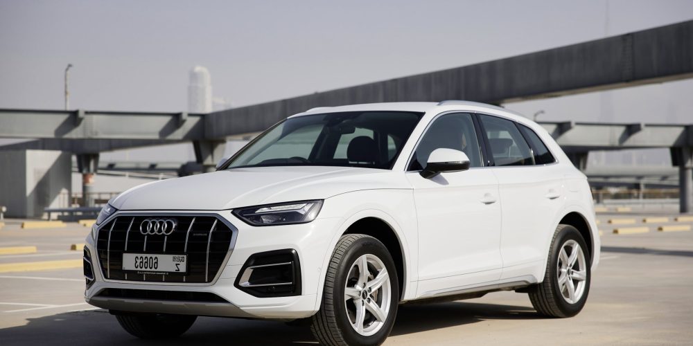 Elegant white Audi Q5 quattro 2022 SUV for rent in Dubai, featuring luxury, comfort, and exceptional all-wheel-drive performance.