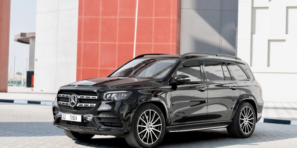 Luxurious black Mercedes GLS 2023 for rent in Dubai offering spacious comfort advanced features and exceptional performance for a premium driving experience